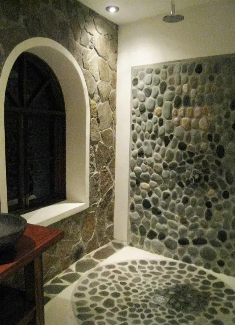 The Old Fort, Natural Hotel & Estate