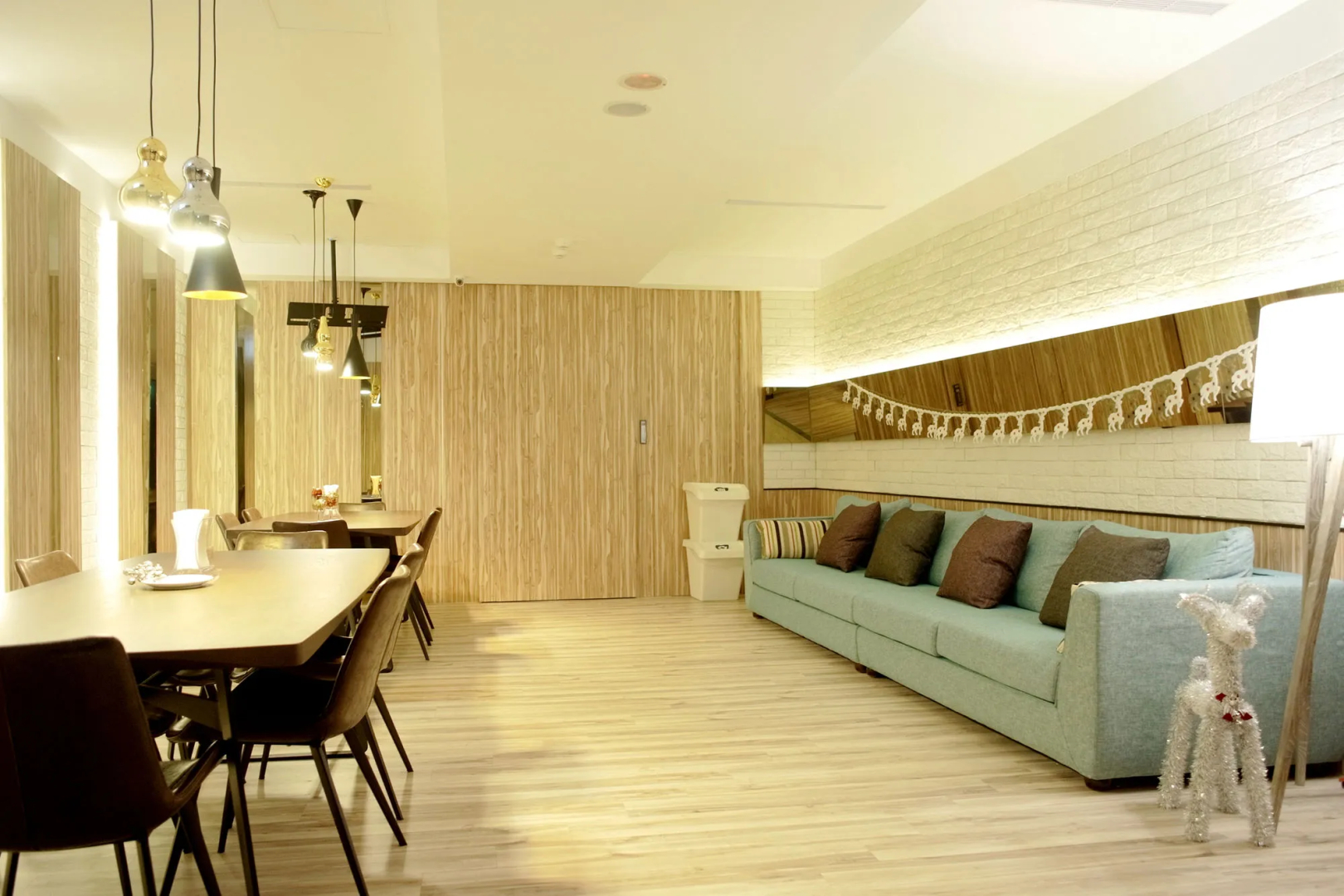 Poshpacker Hotel