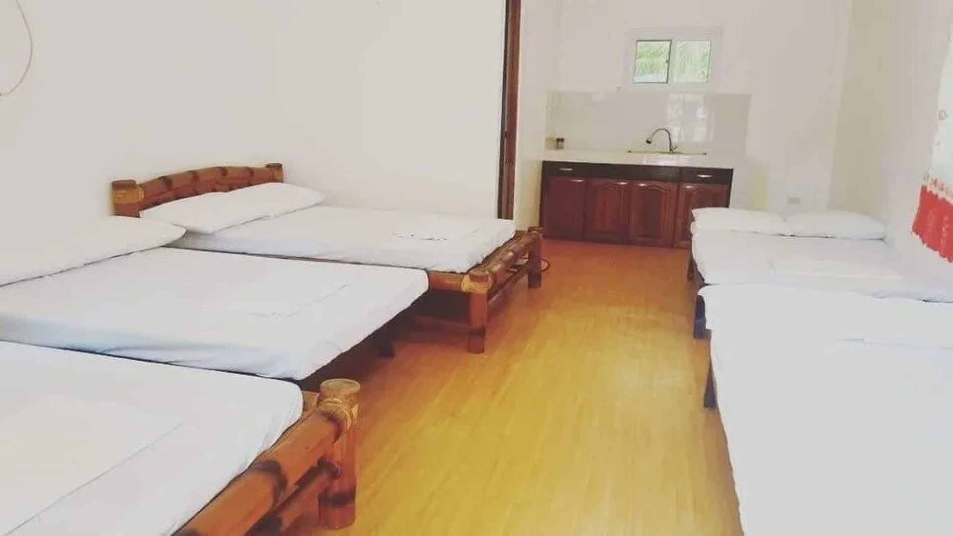 The Pelicans Castaway