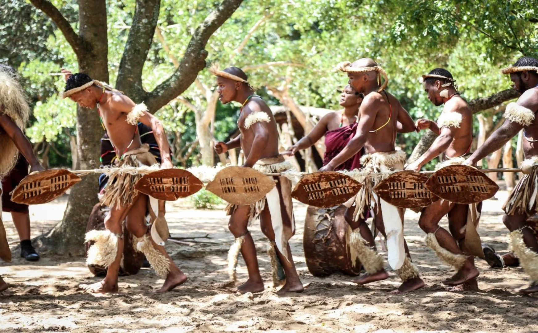 Gooderson Dumazulu Lodge & Traditional Village