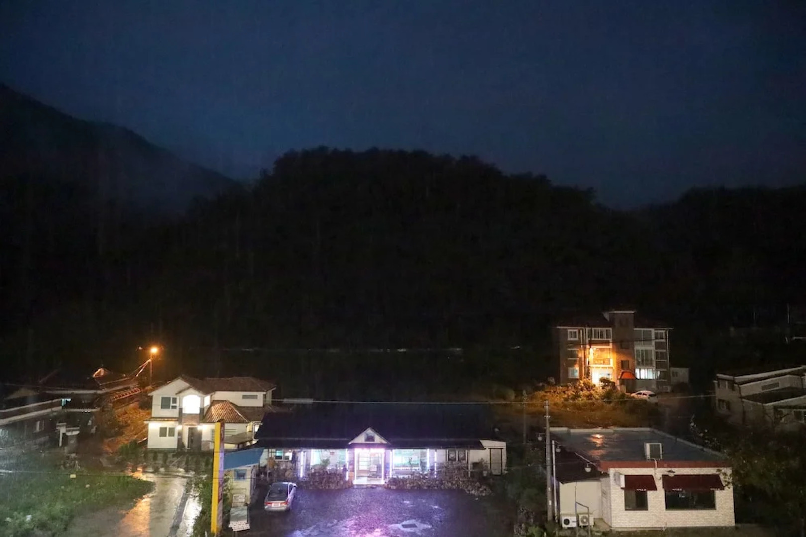 Suanbo Hot Spring Healing Hotel