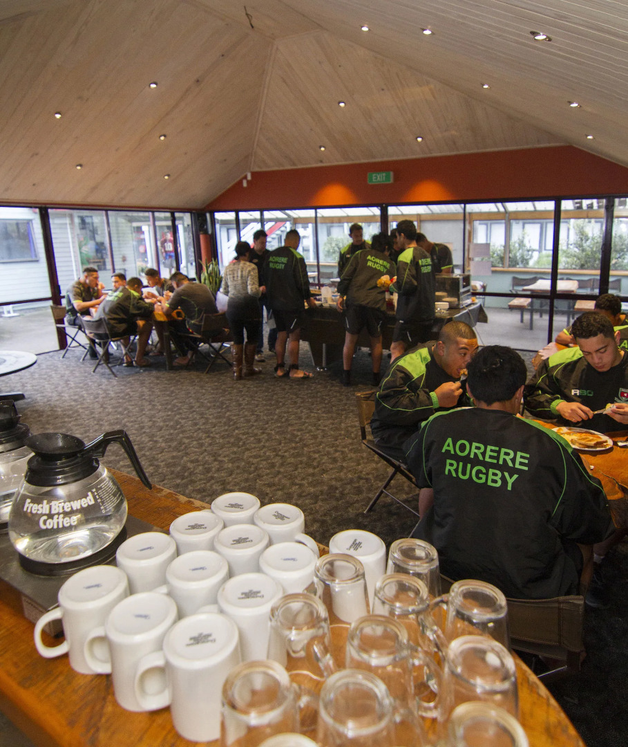 Smoke Lake Hot Springs Lodge and Camp