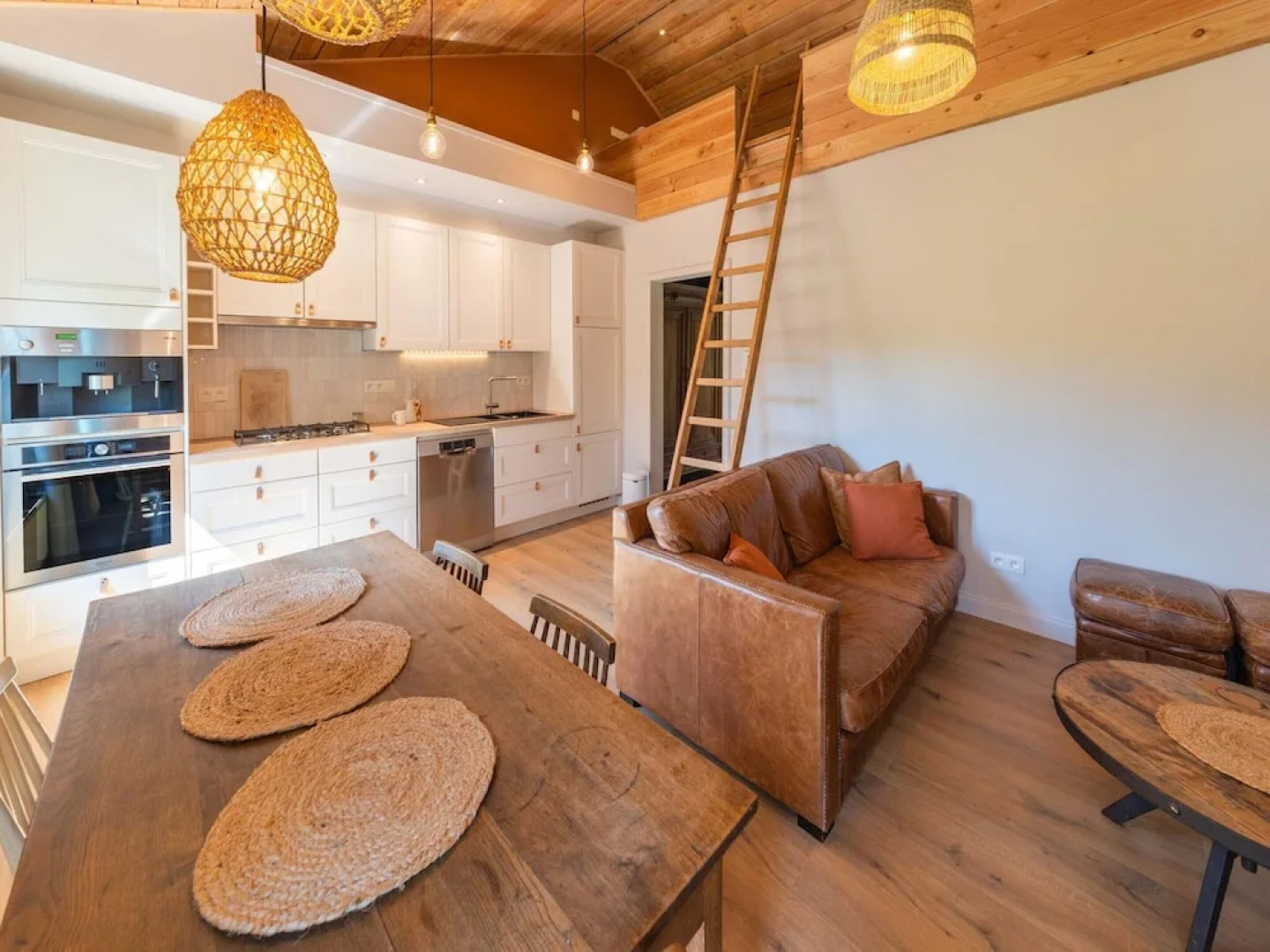 Cosy Holiday Home in Modave With Garden