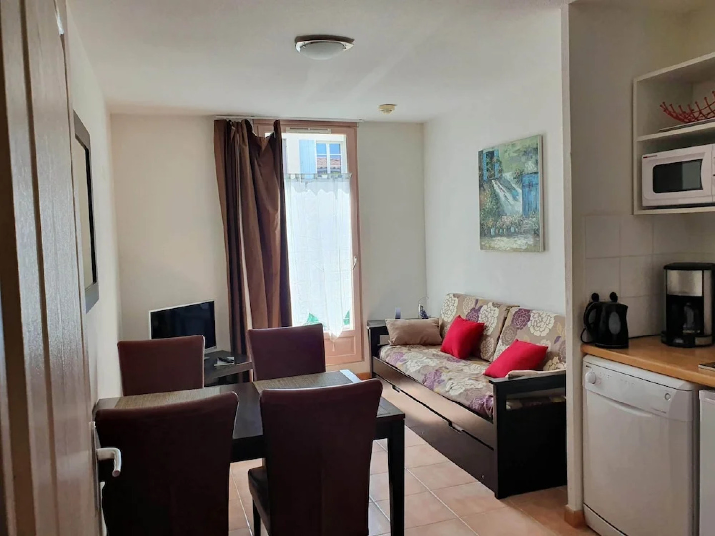 Joli T2 piscine hammam & parking gratuit