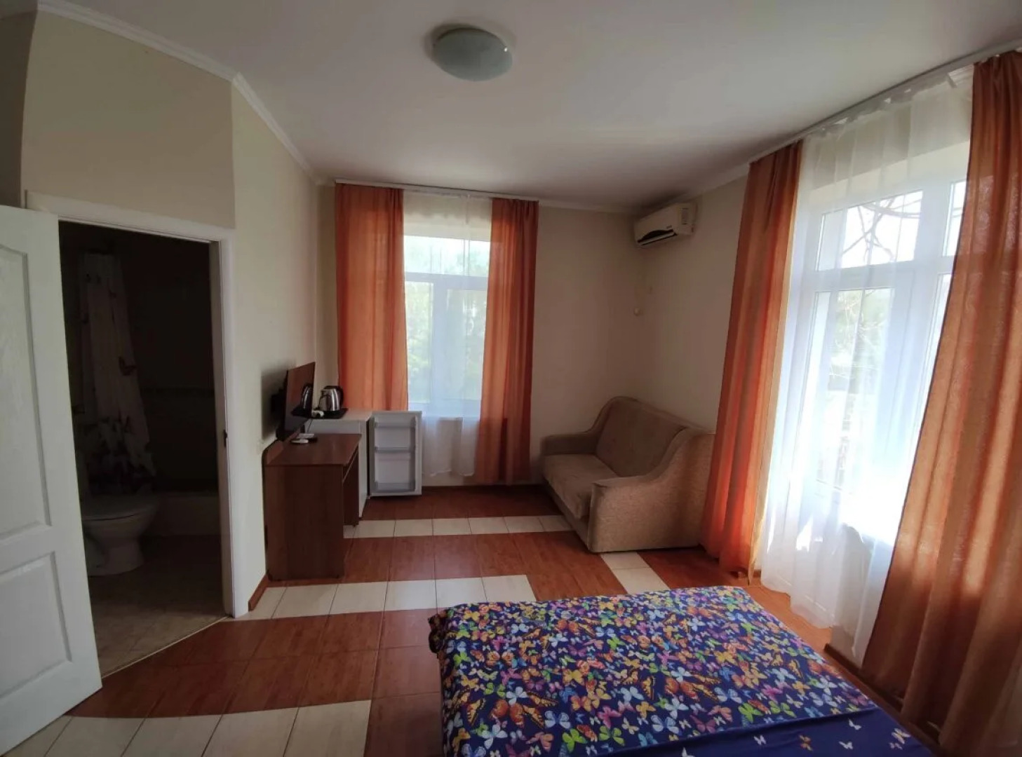 Batterflyaj Mini-hotel