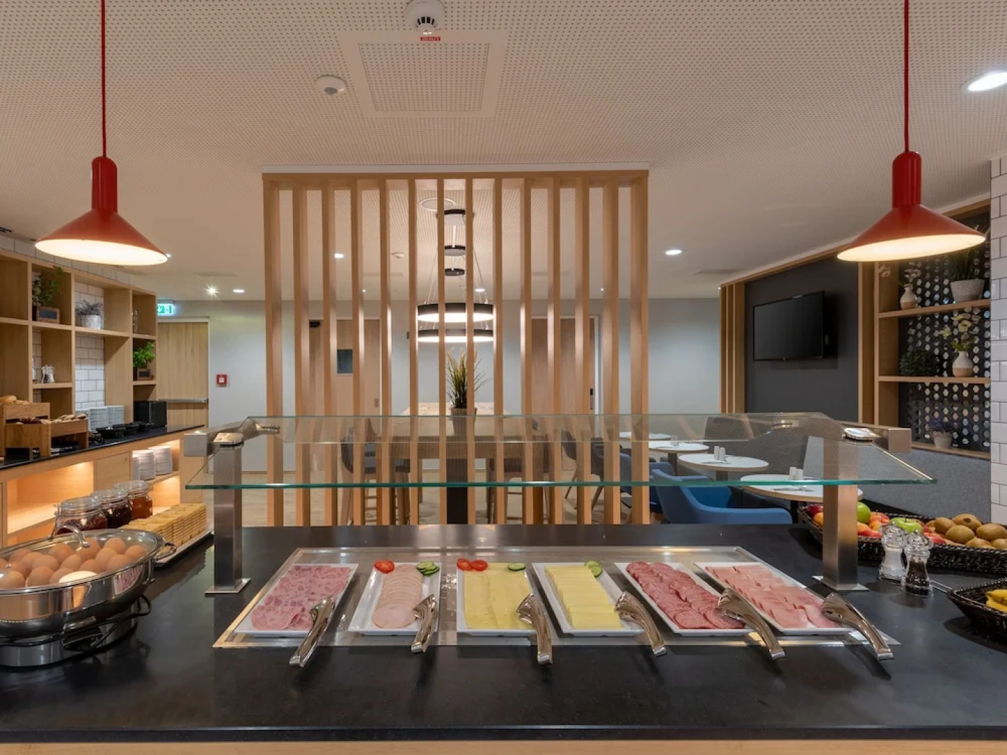 Holiday Inn Express Hamburg South A7 AS42 by IHG