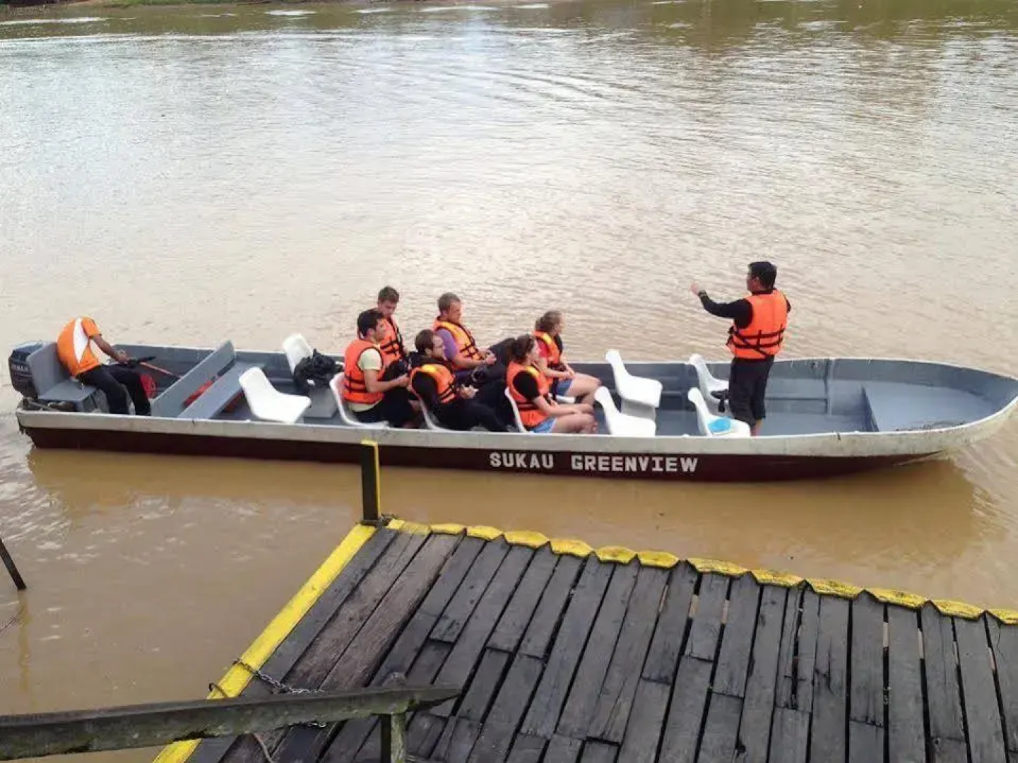 Sukau Greenview Bed and Breakfast