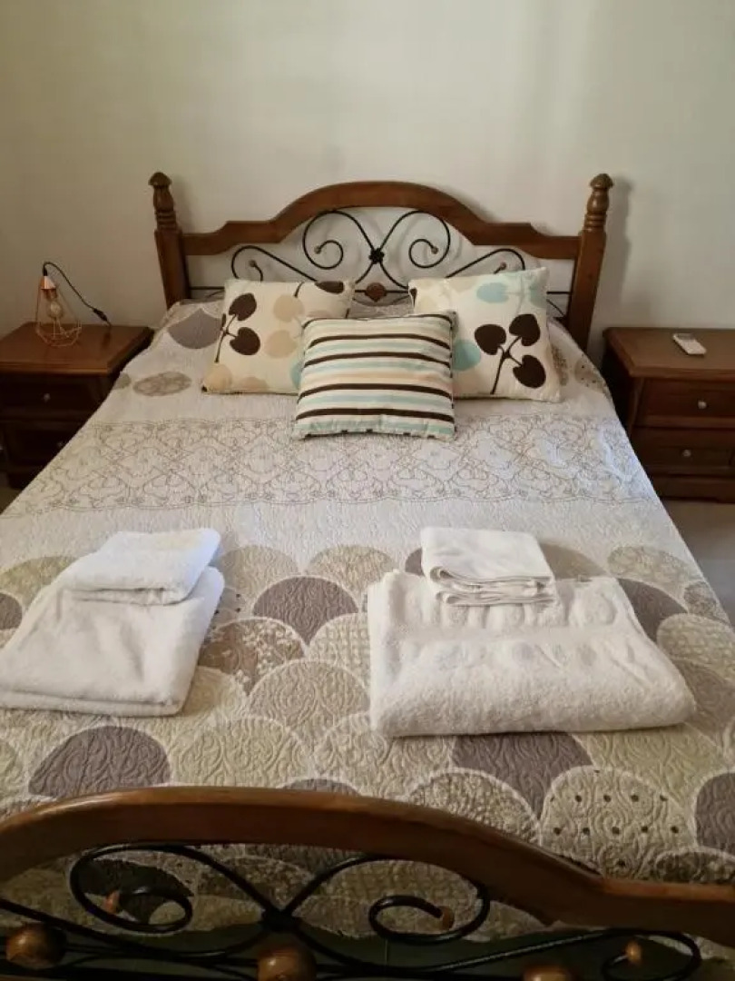 Escape and relax cozy apartment in Pafos!