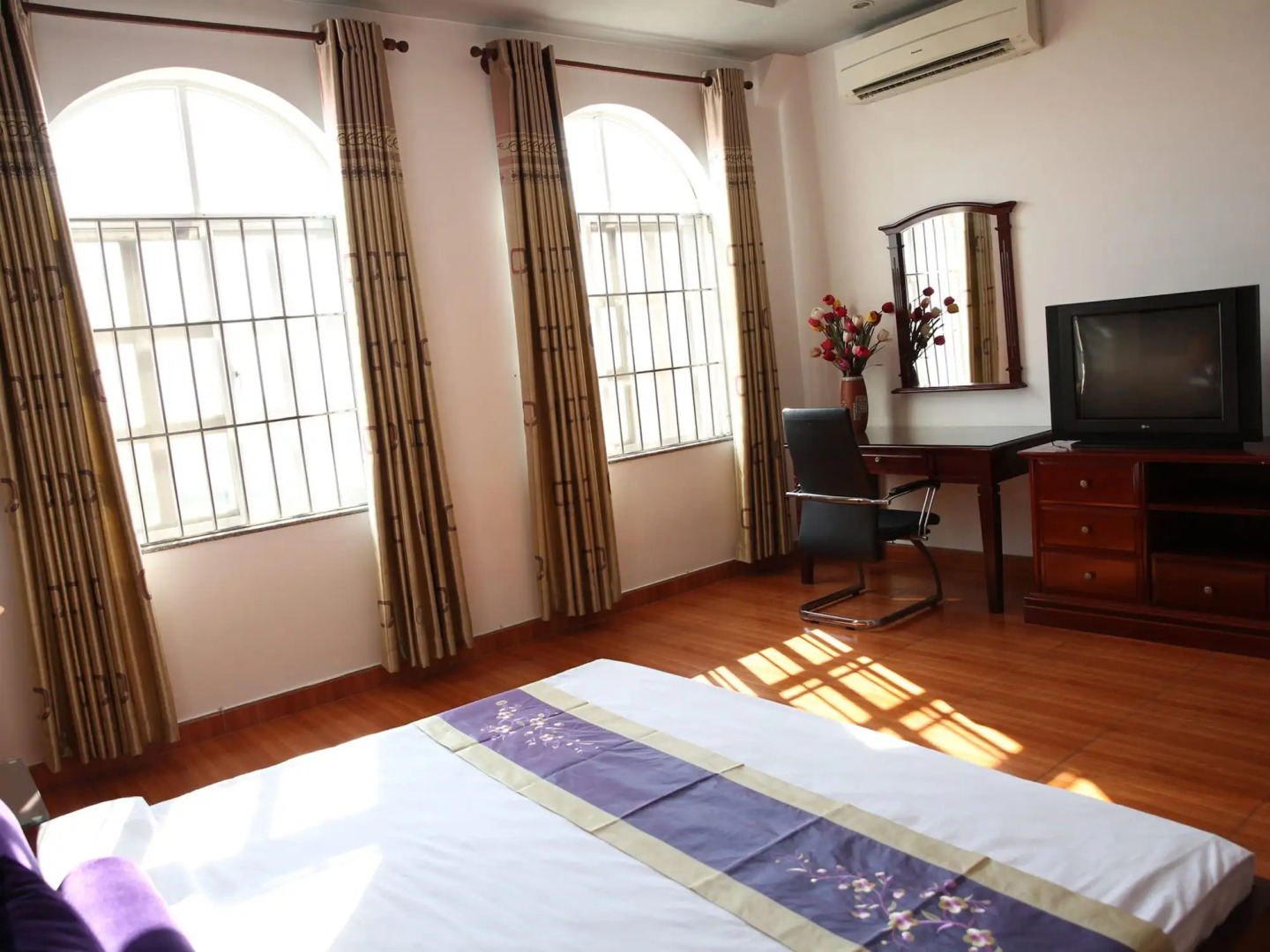 Hoa Phat Hotel & Apartment