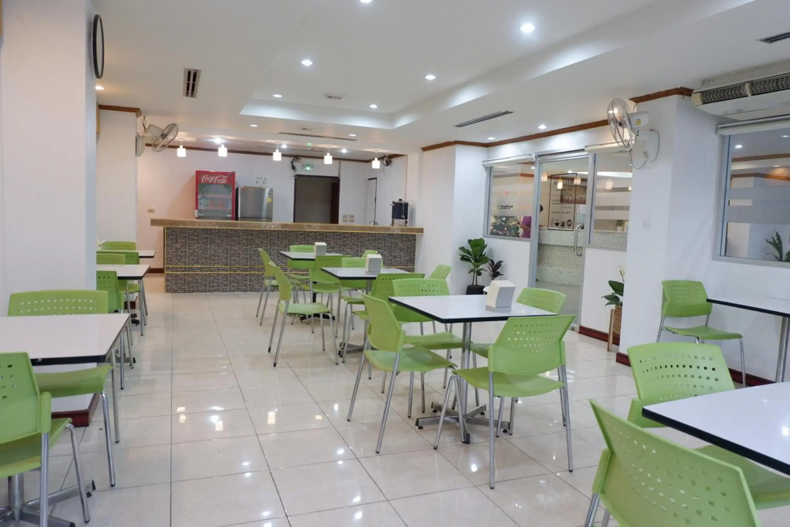 Auychai Grand Hotel