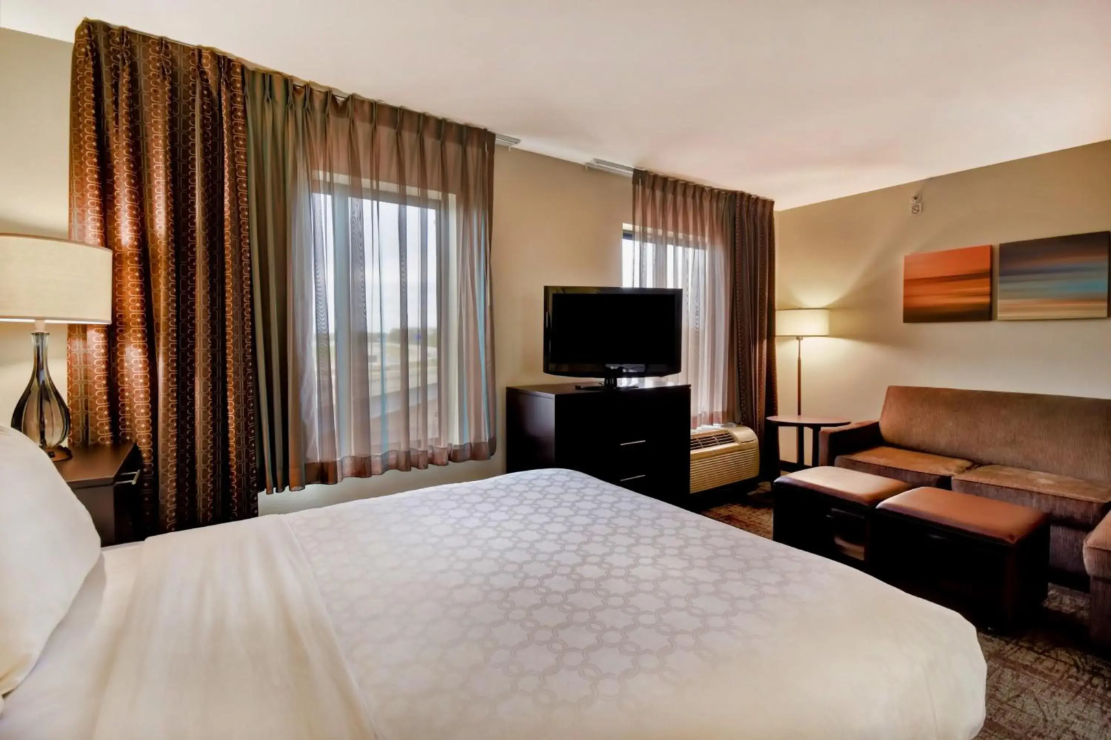 Staybridge Suites Middleton Madison-West by IHG