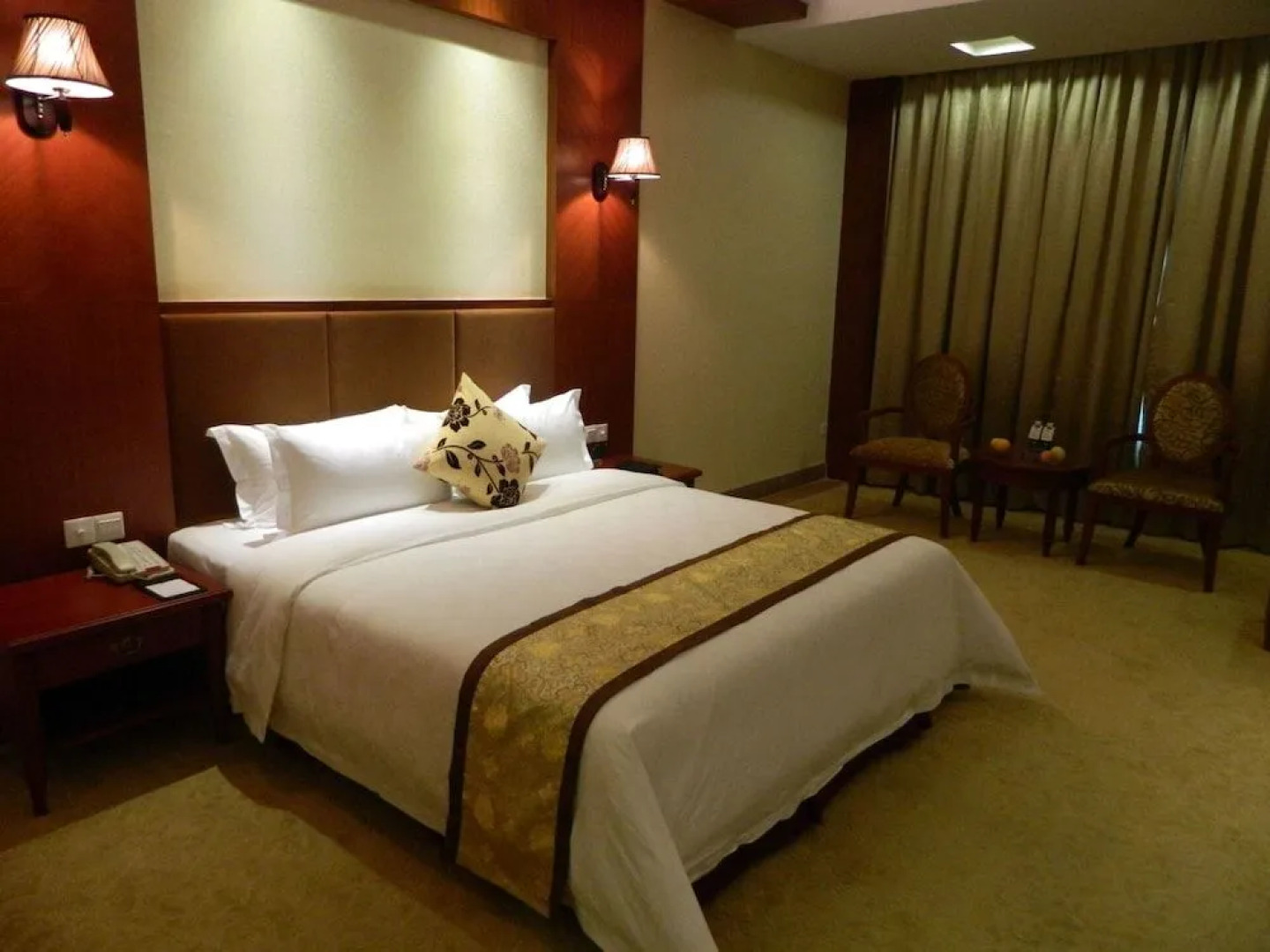 Zhaona International Hotel