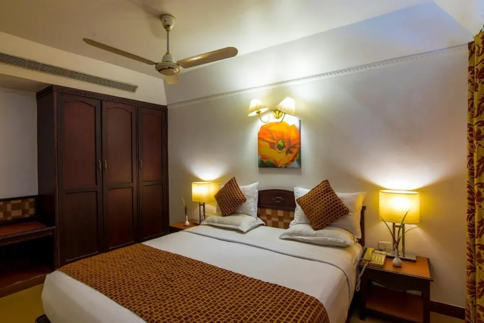 Golf View Hotel and Suites