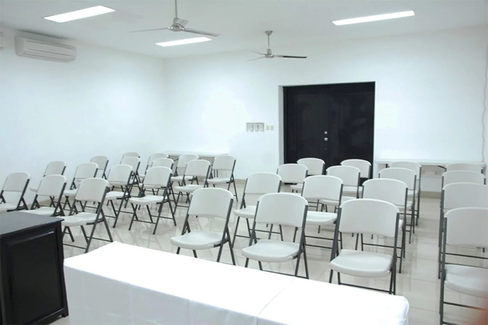 Hotel Brandt Ejecutivo Colonial Los Robles