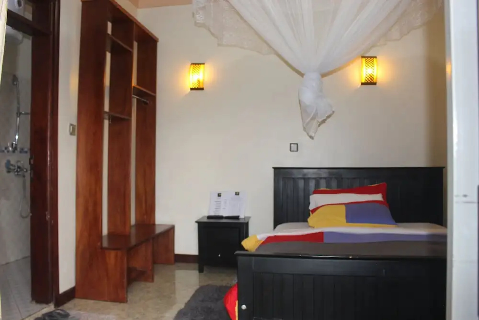 Montane Safaris Hotel