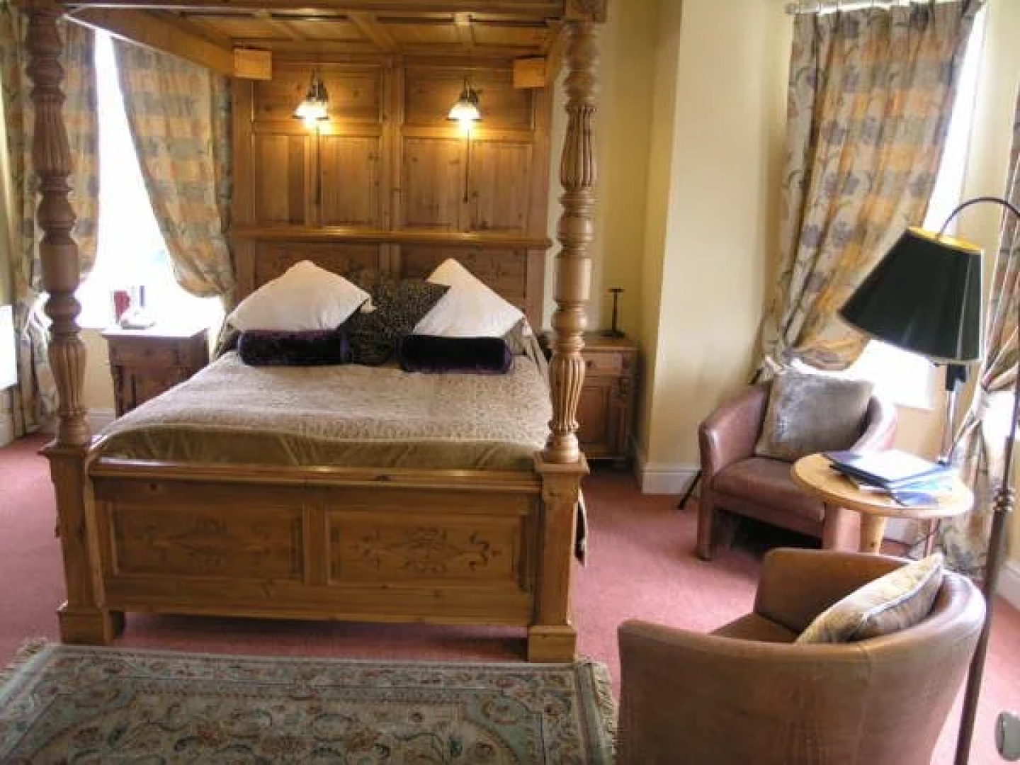 Woodlands Country House