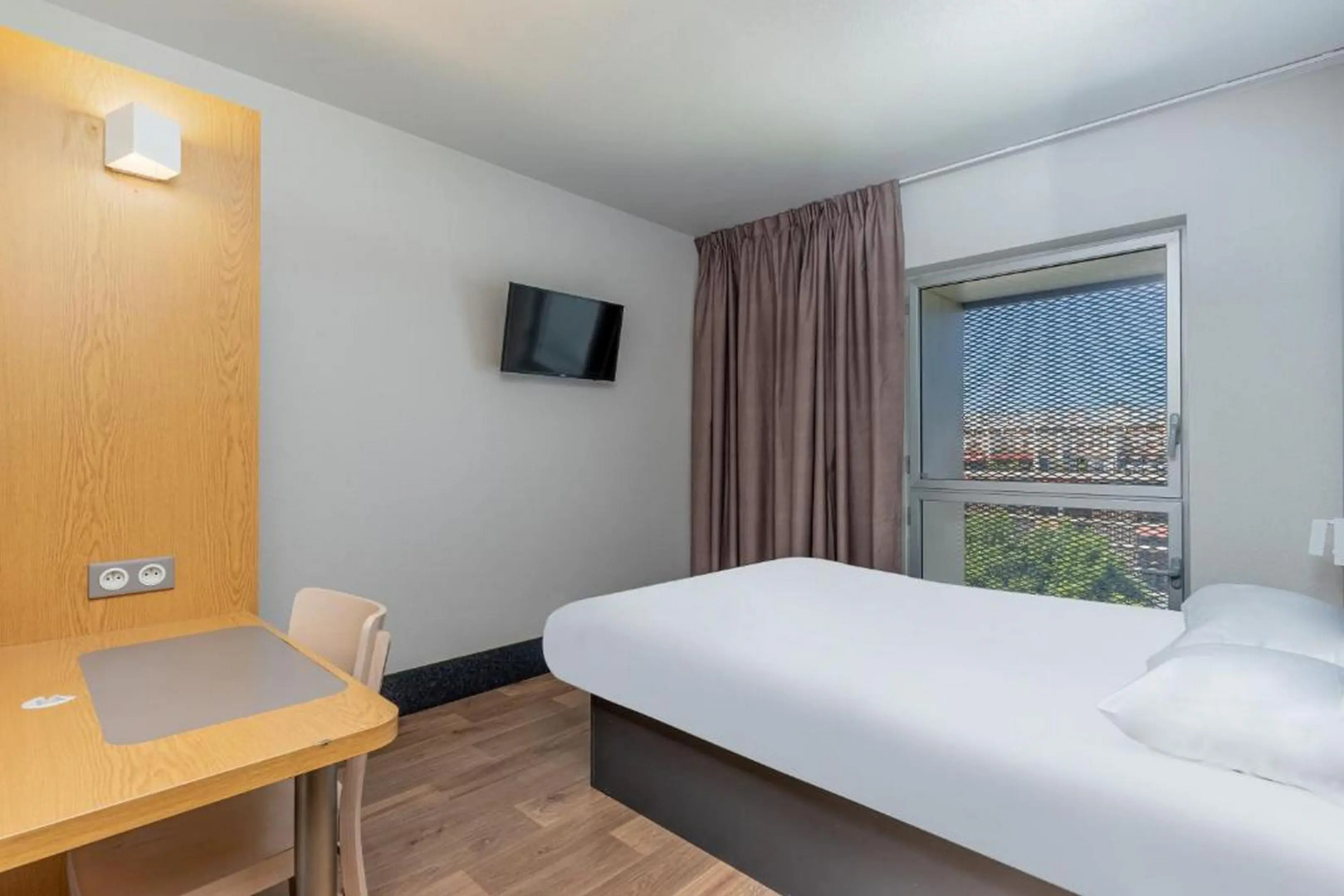 B&B HOTEL Marseille Euromed