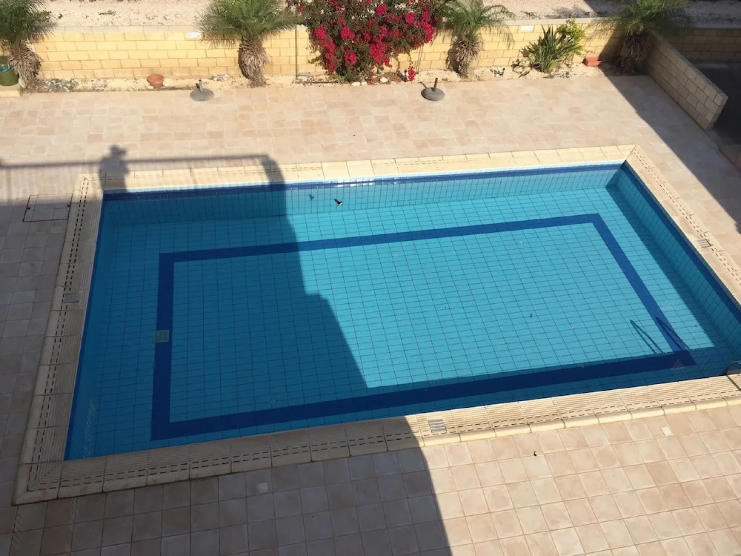 2 Bed Flat - Sleeps 4 - Pool - Parking - Wifi