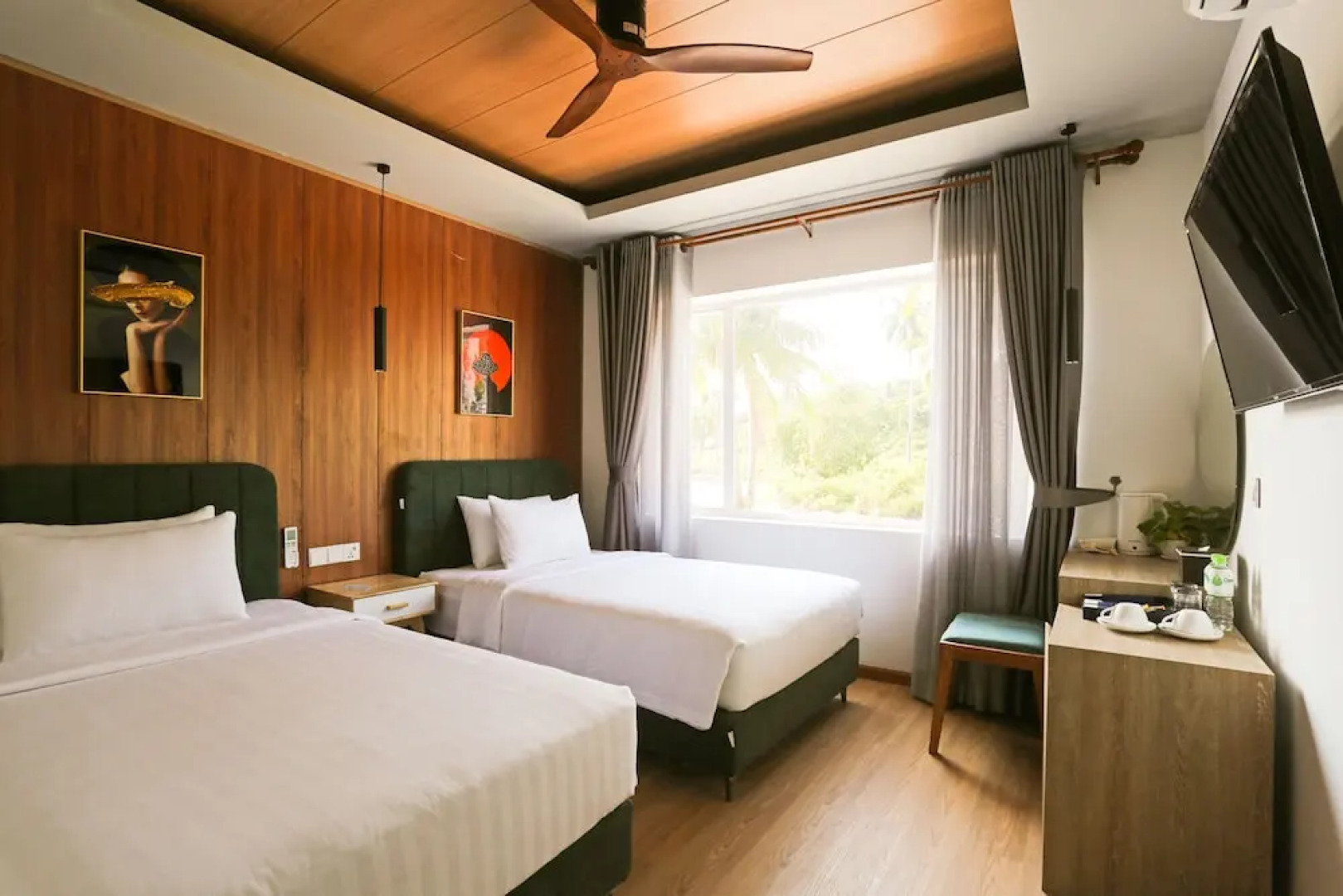 Koh Apikjun Resort by EHM