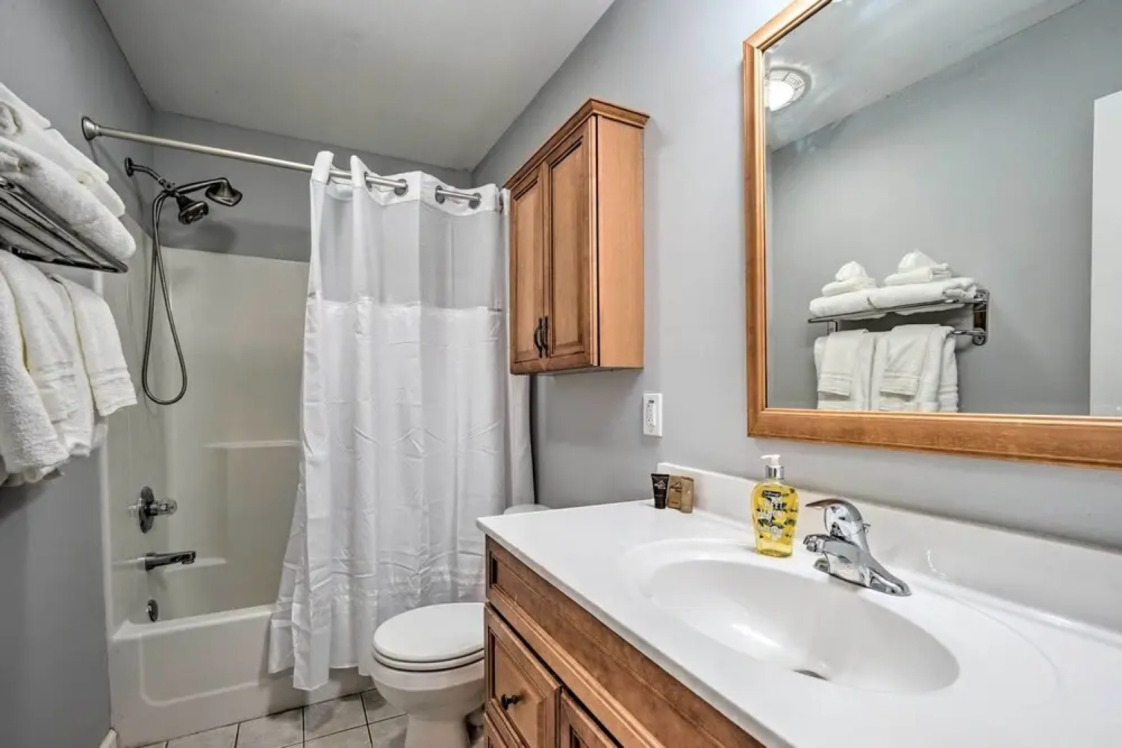 Spacious Home Near Bromley Mountain Ski Resort!