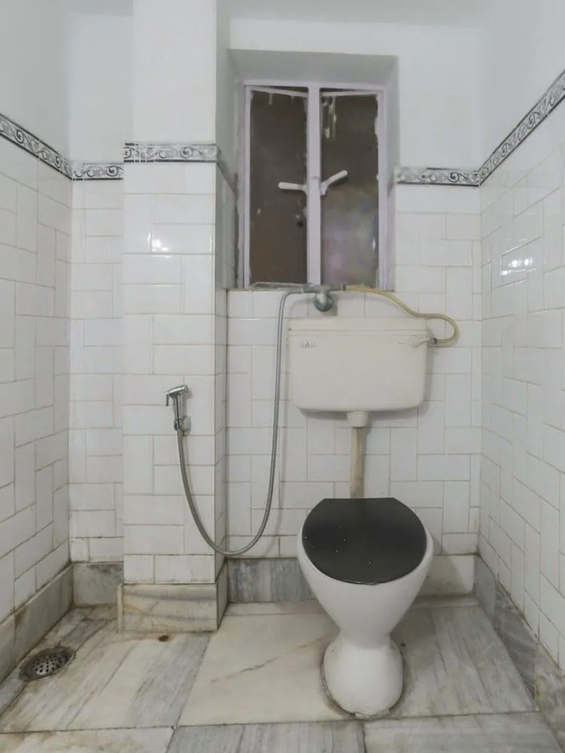 OYO 27783 Hotel Rajmahal Inn