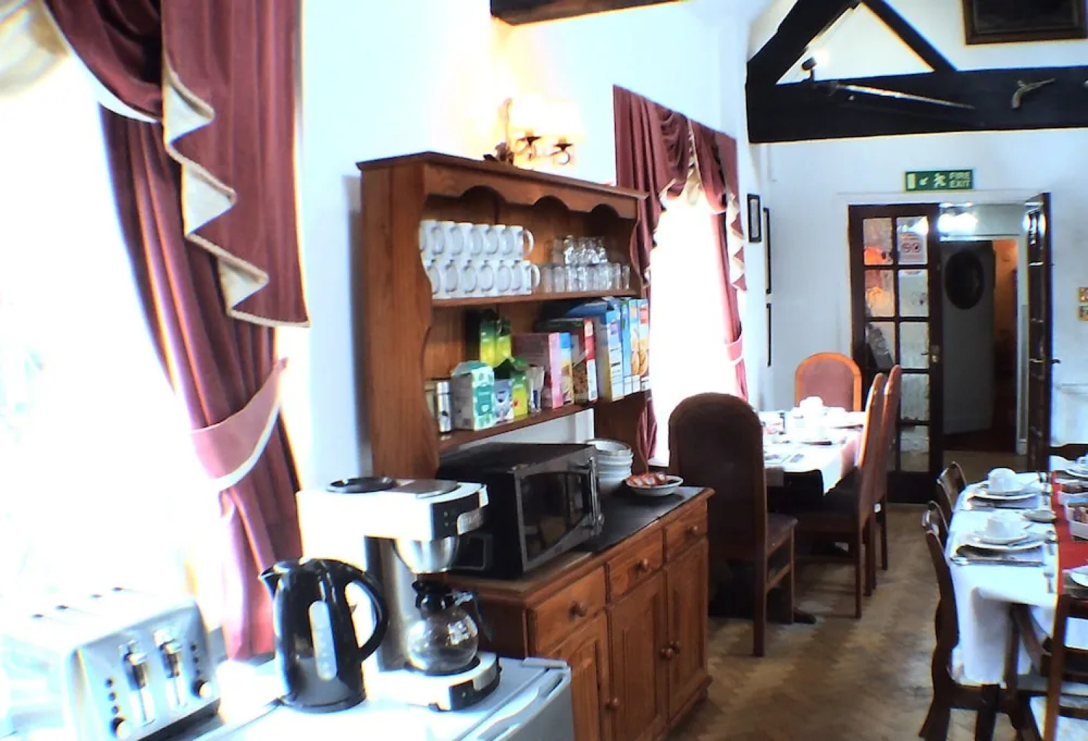 Featherstone Farm Hotel