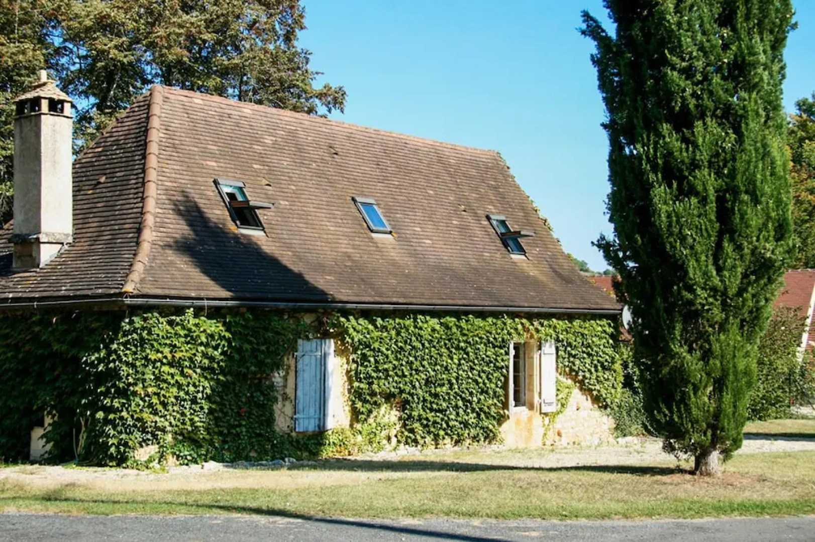 House With 2 Bedrooms in Aubas, With Furnished Garden and Wifi