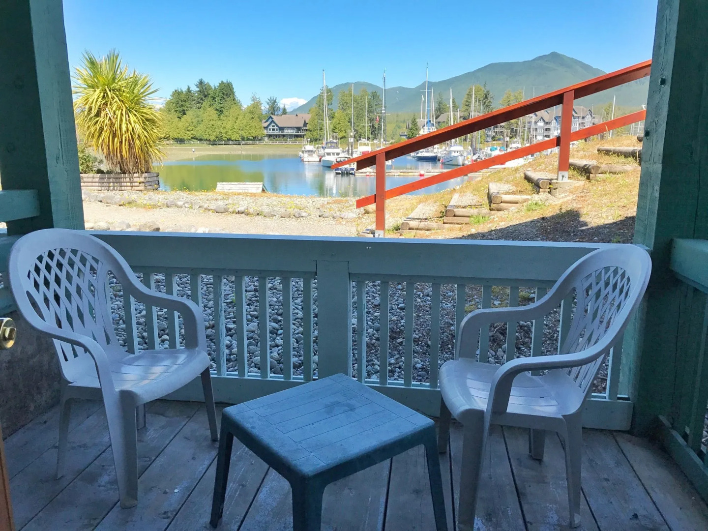 Canadian Princess Lodge & Marina