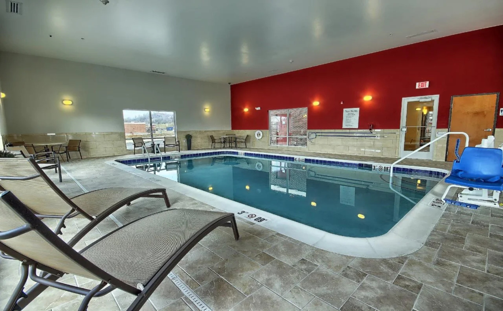 Holiday Inn Express & Suites New Martinsville by IHG
