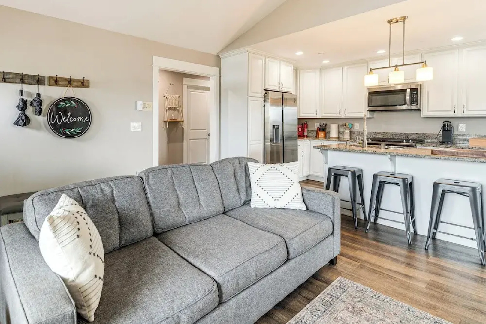 Modern Ocean Shores Home, 2 Mi to Beach!