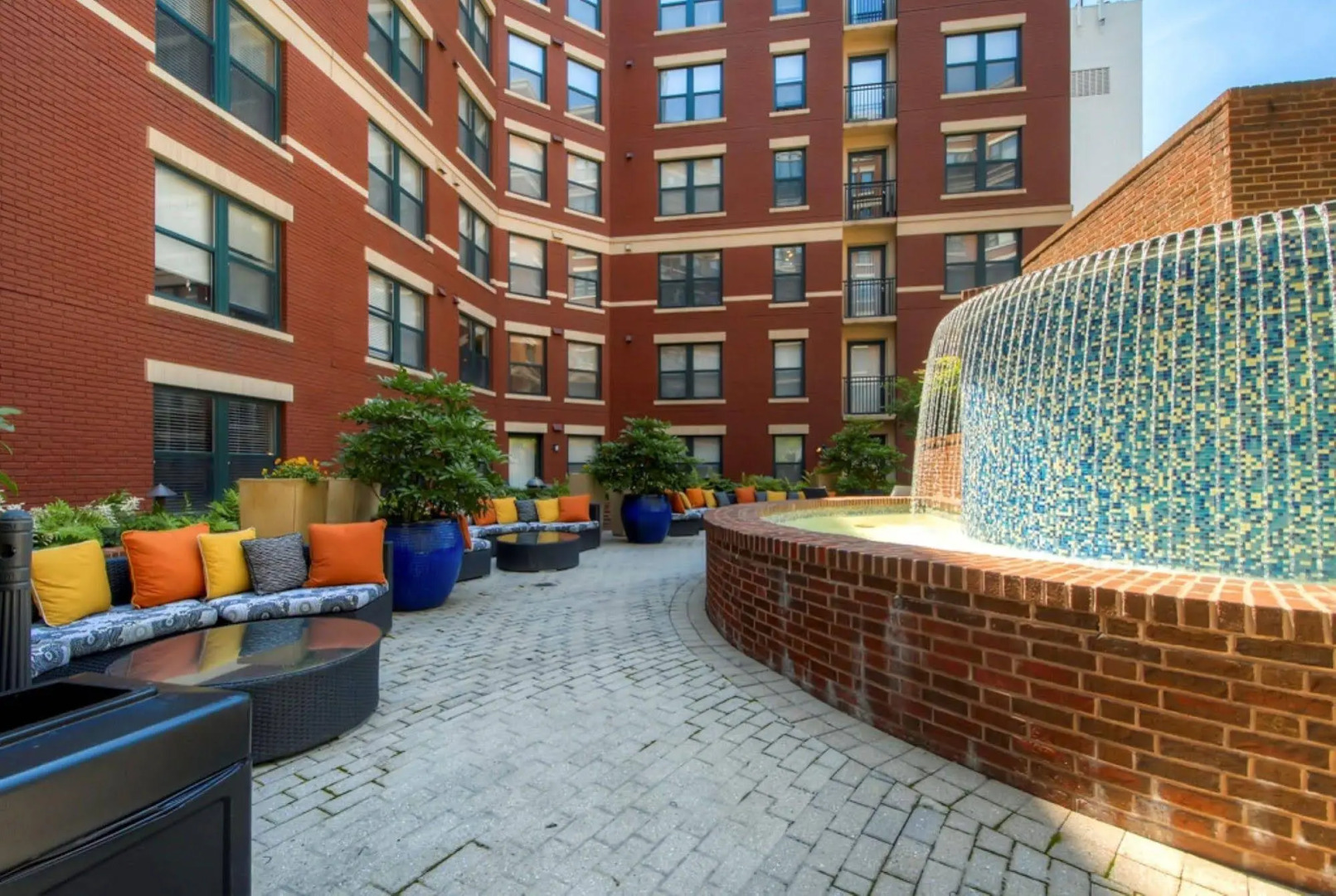 Global Luxury Suites at Thomas Circle