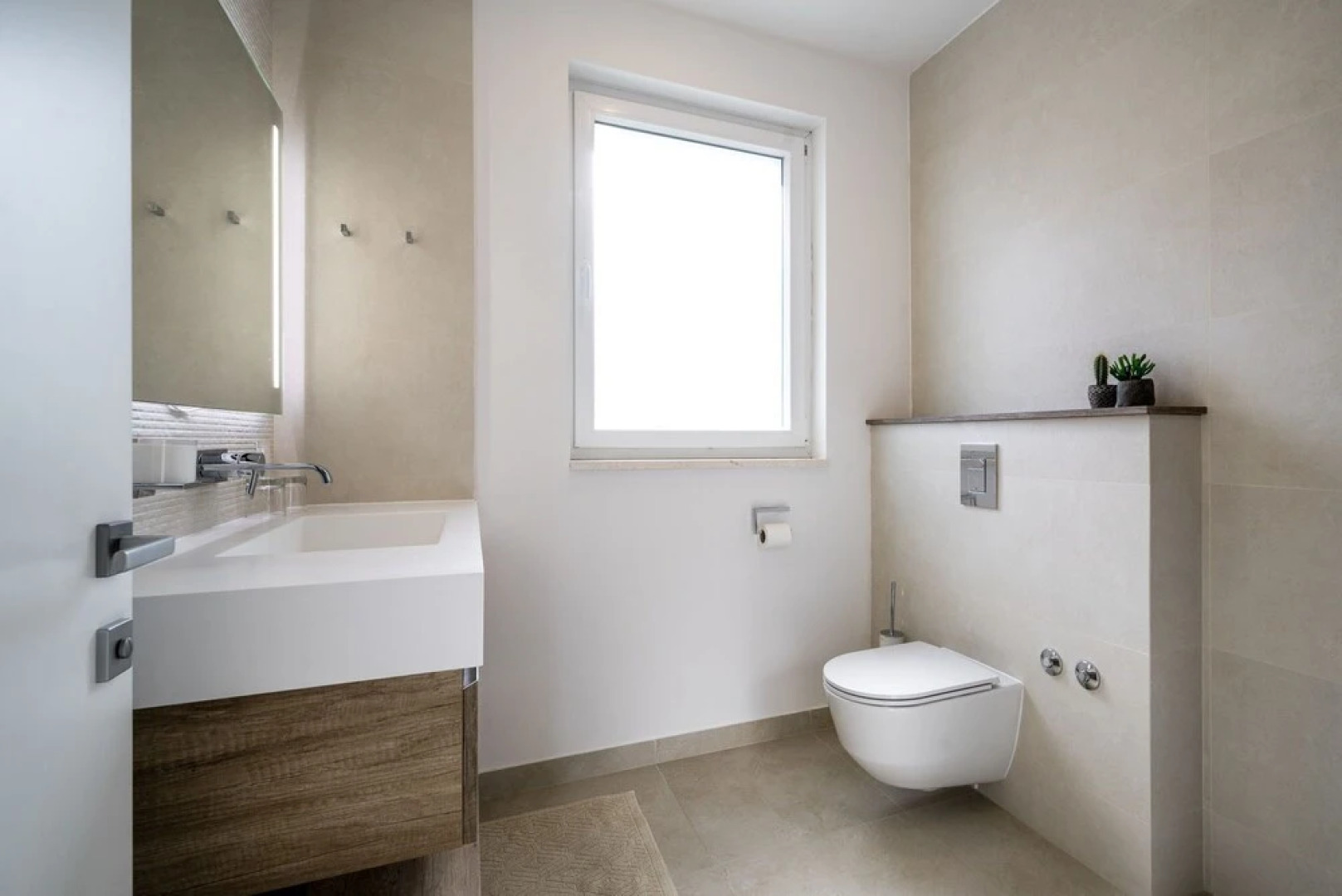 Beachfront Villa Grey Martini with Pool