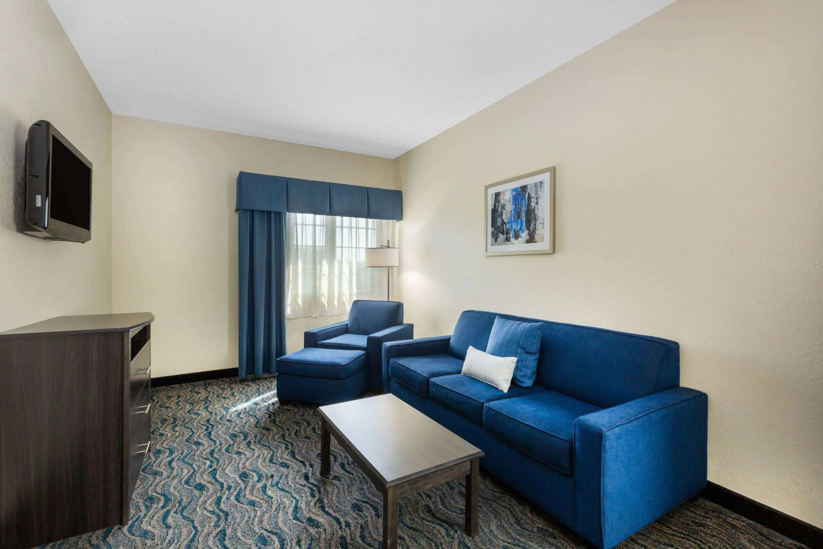 Baymont by Wyndham Des Moines Airport