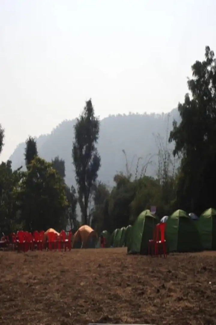 Moustache Kamp Kalakund