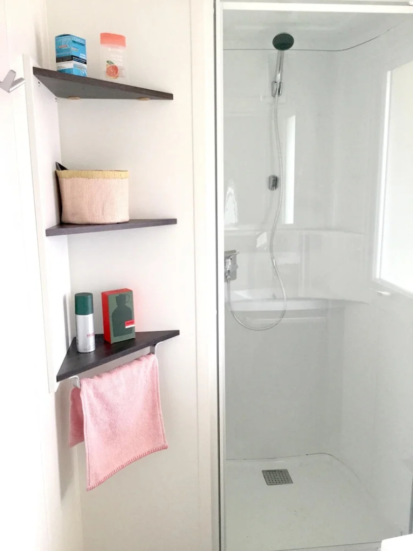 Property With 3 Bedrooms in Les Mathes, With Pool Access and Furnished