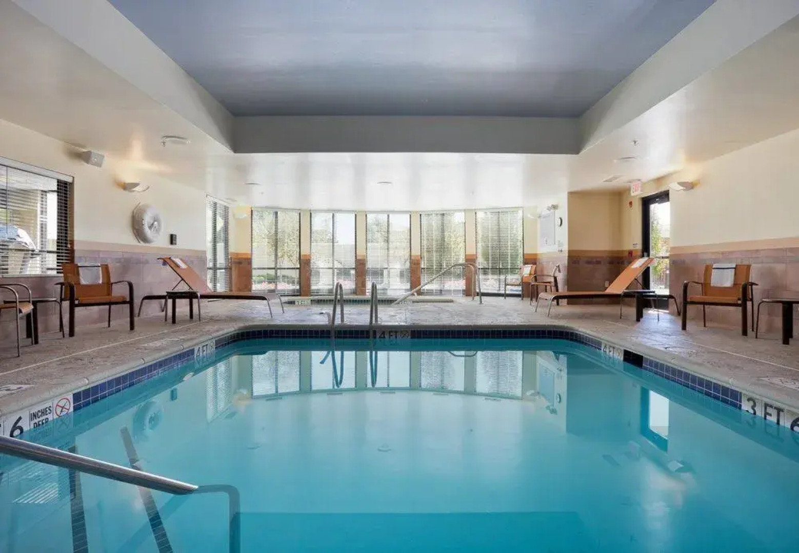 Courtyard Wall at Monmouth Shores Corporate Park