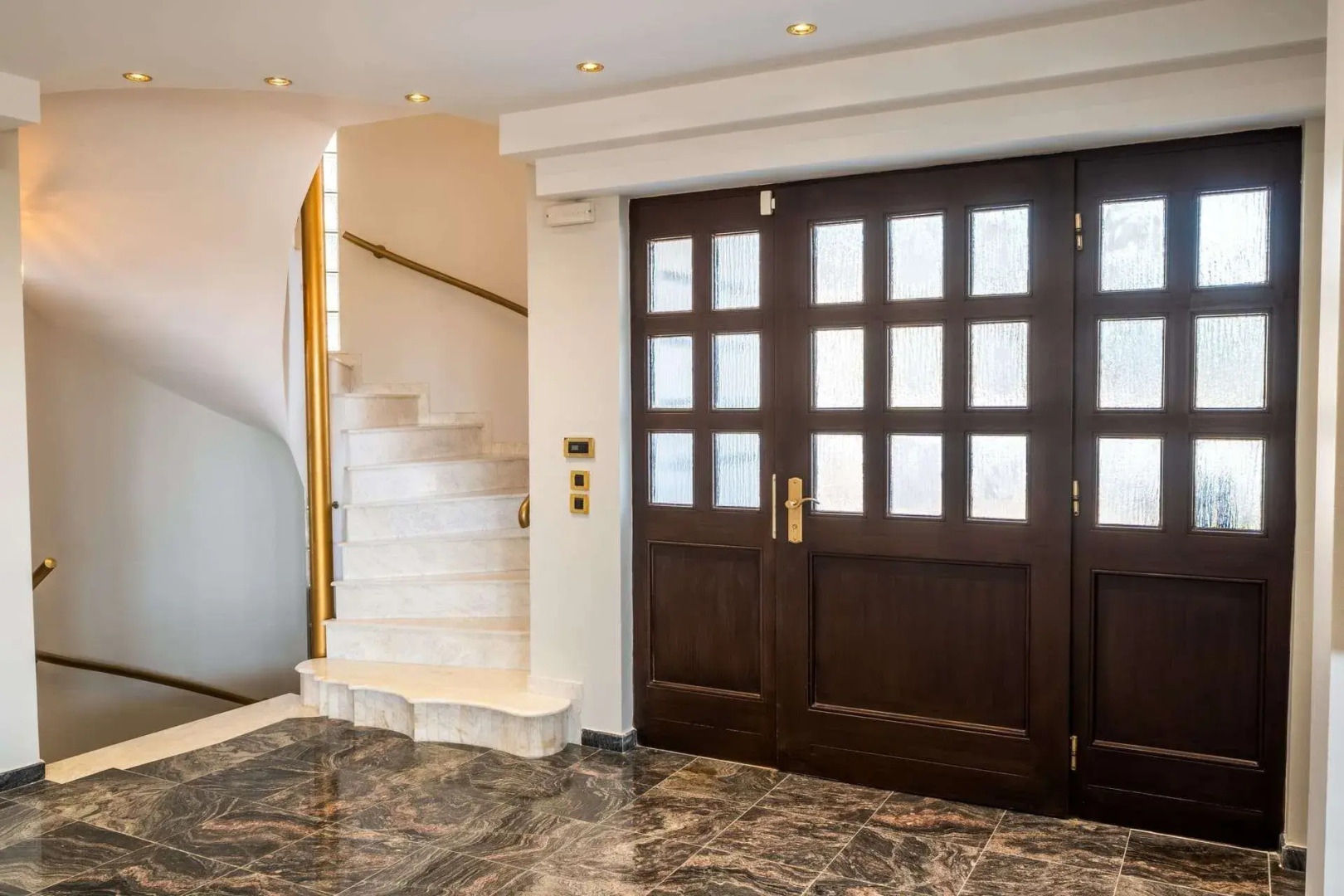 Red Rose Luxury Villa