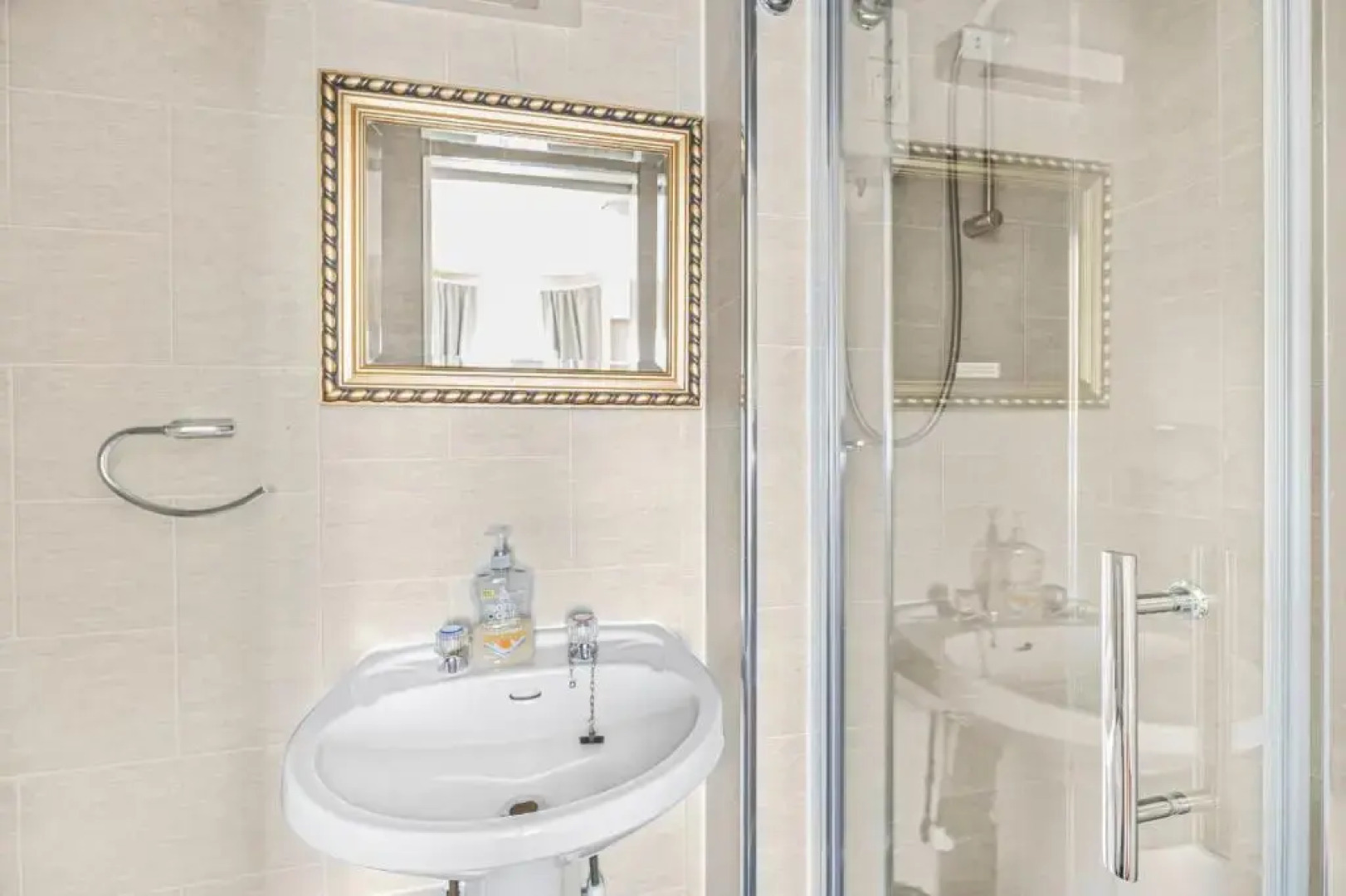 Summerlands Guest House