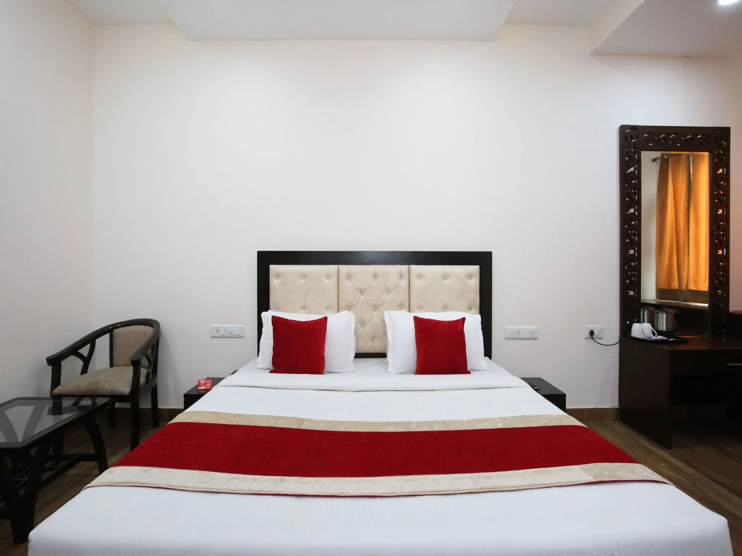 OYO 10027 Hotel Red Petal