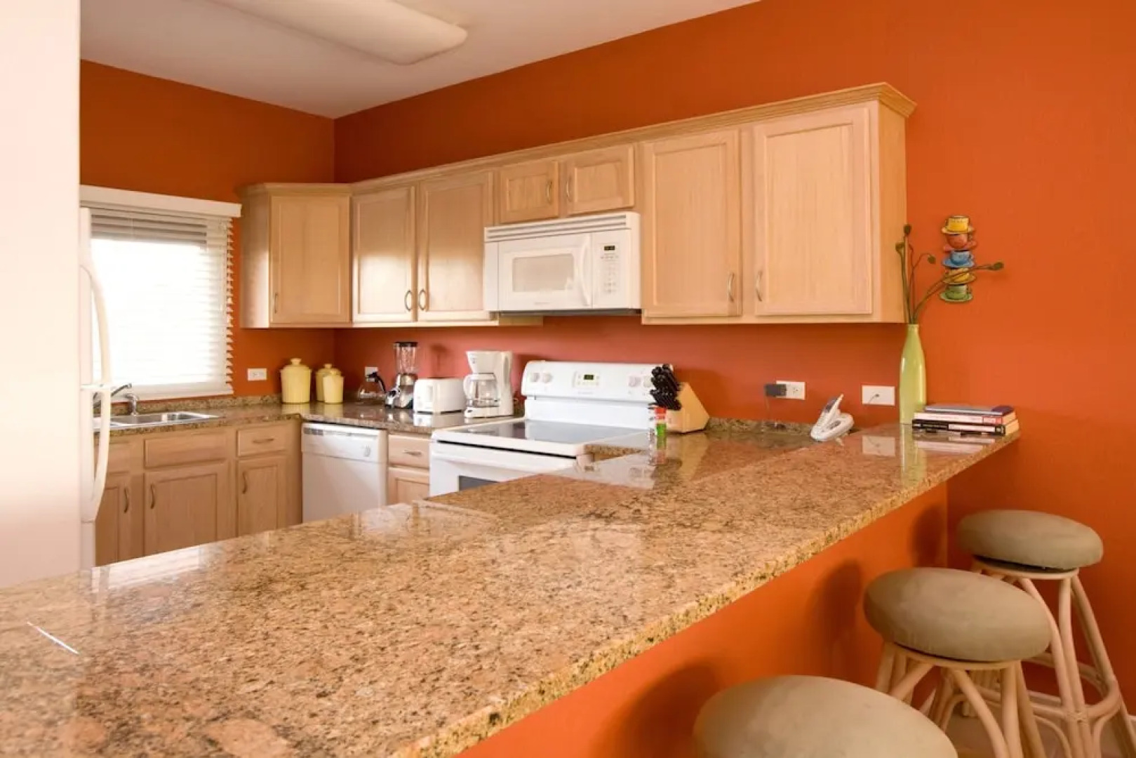 Kaibo Yacht Club by Cayman Villas