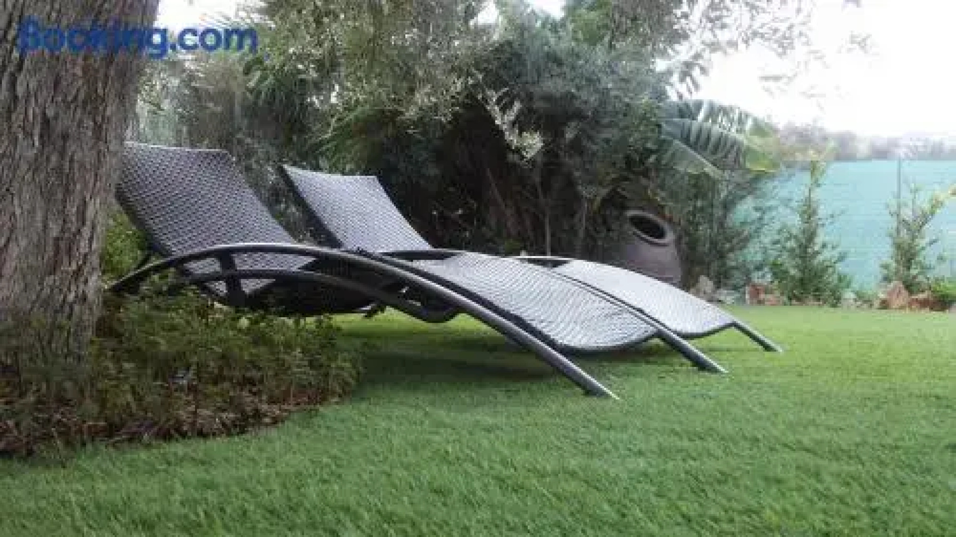 Valencia Grove Villa