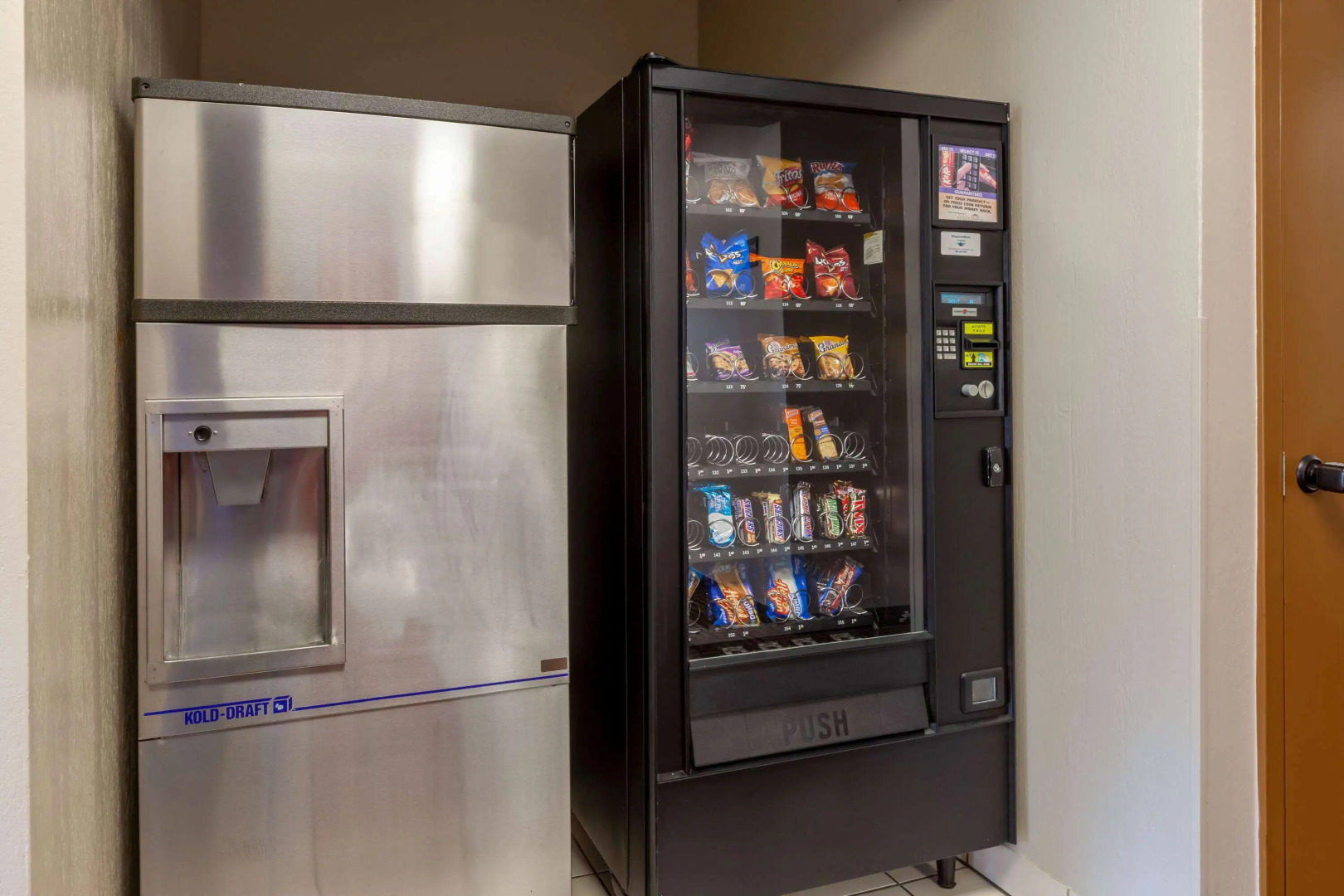 Super 8 by Wyndham La Grange KY