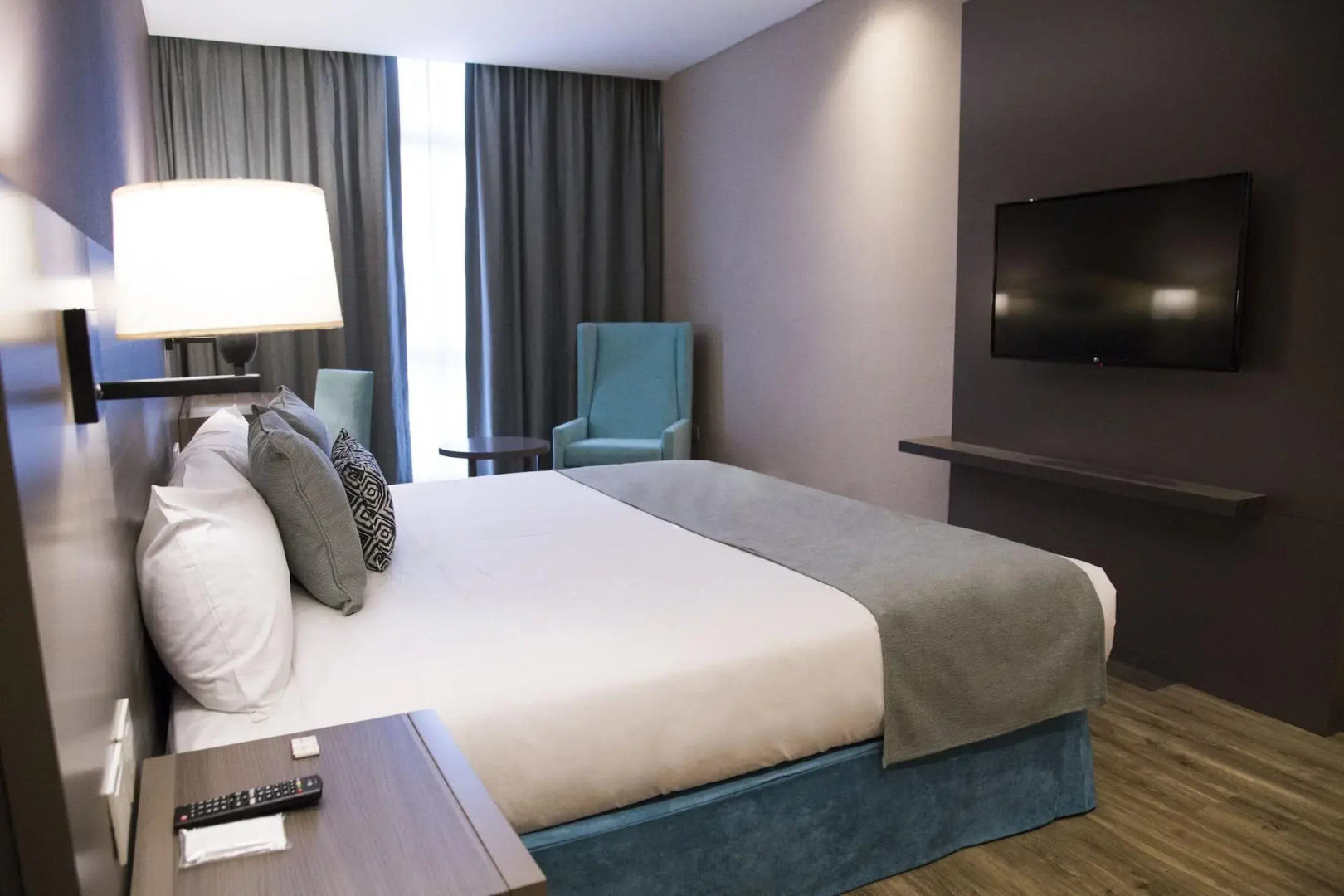 Hotel Land Plaza La Plata