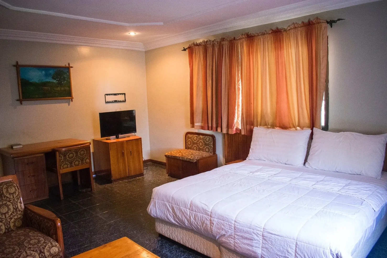 Chelsea Suites Limited