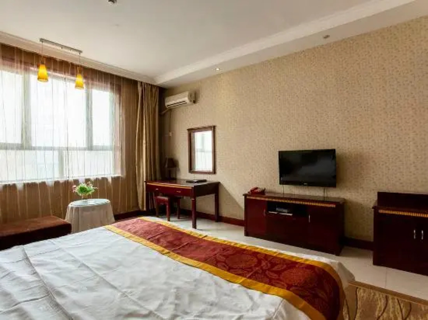 Jingmao Hotel