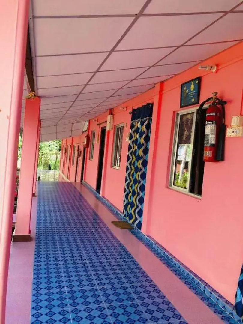 Blue Bird Residency