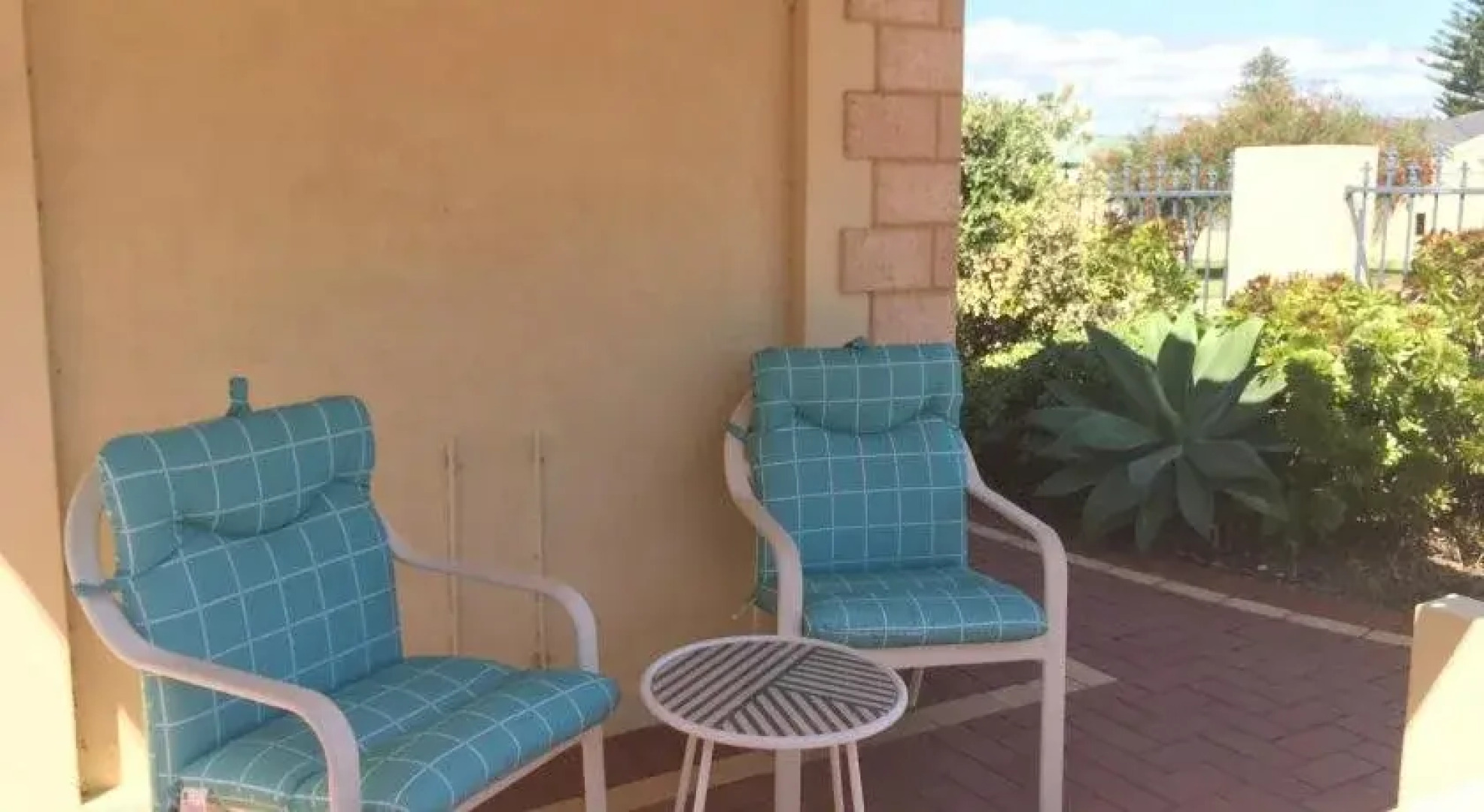 The Royal Dolphin B&B in Safety Bay