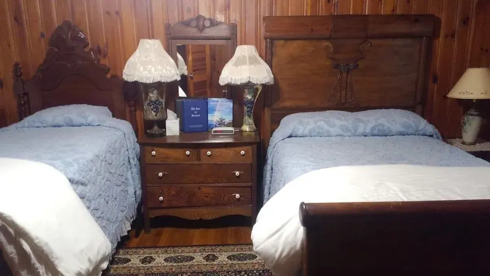 The Inn At Brevard - Bed And Breakfast - Adult Only