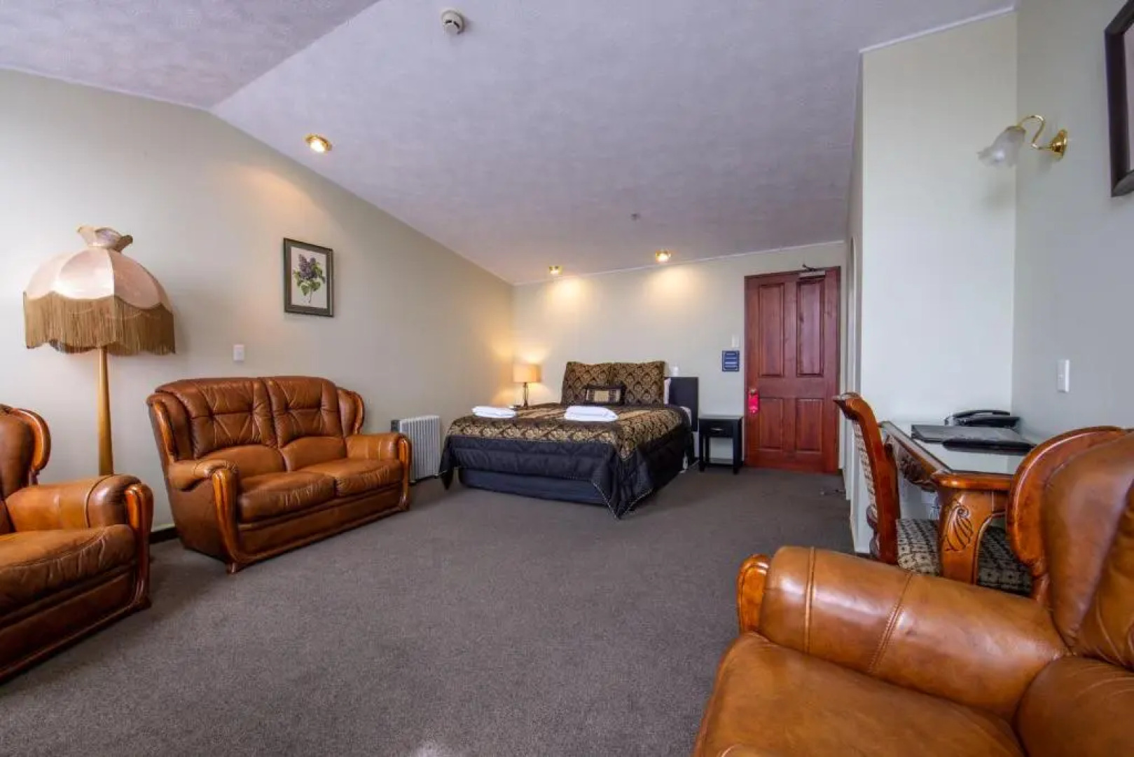 Victoria Railway Hotel