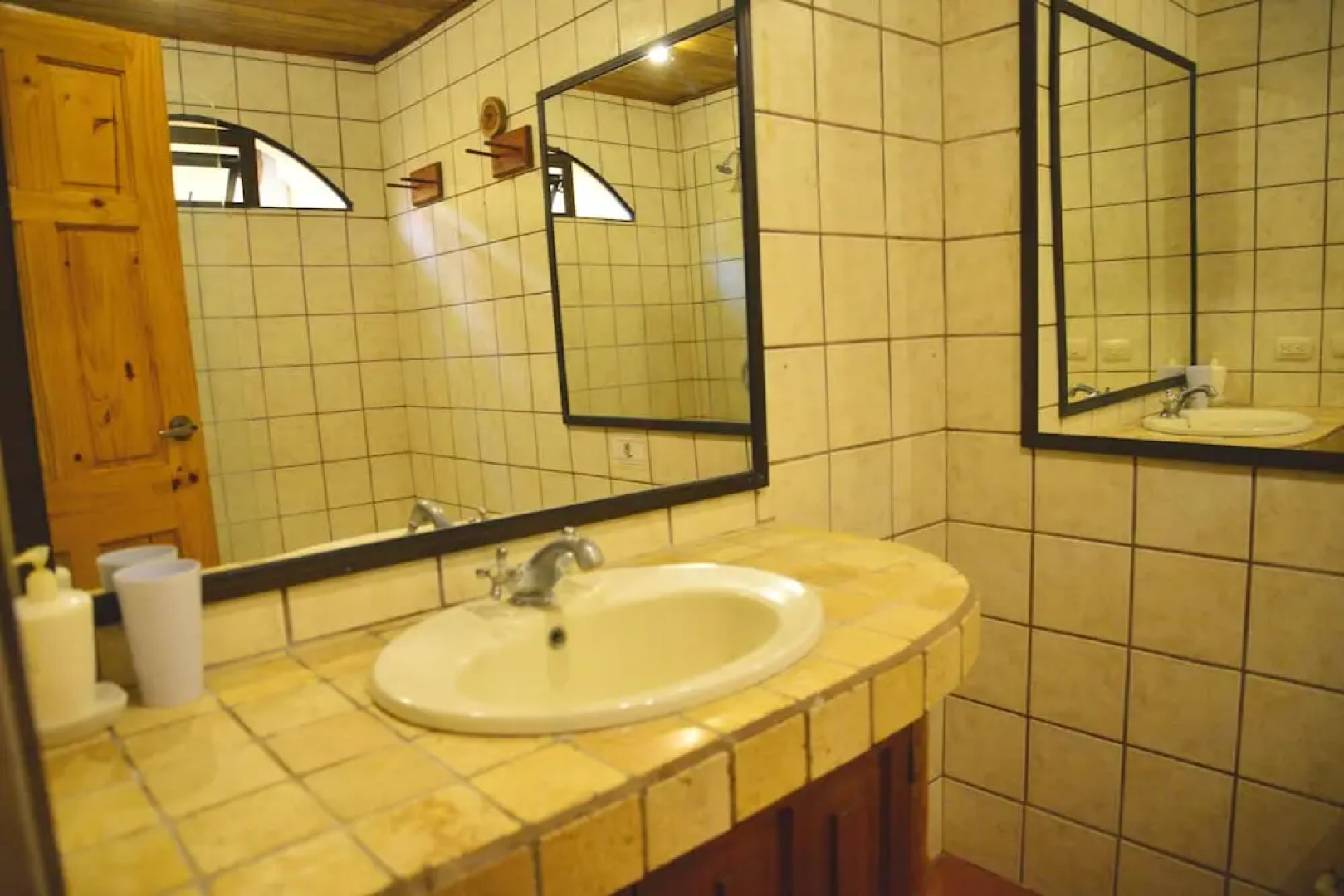 Pacífica Surf Studios